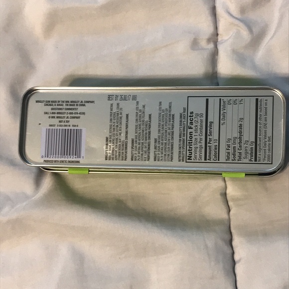 Wrigley’s Doublemint Chewing Gum metal box - Picture 4 of 8